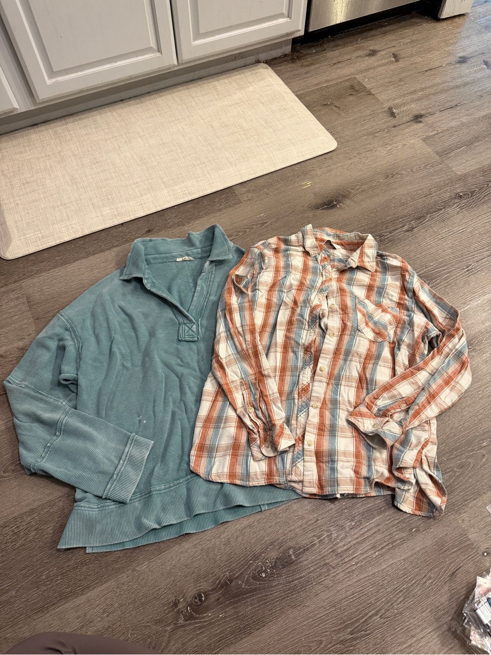 Long-Sleeve - Blue Pullover & Orange Plaid Button Shirt bundle